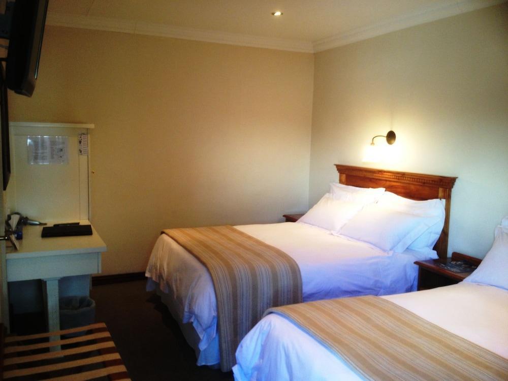 Turnberry Boutique Hotel Oudtshoorn Exterior foto